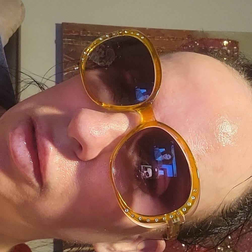 Ombre Gold Clear Round Rhinestone Sunglasses 👓